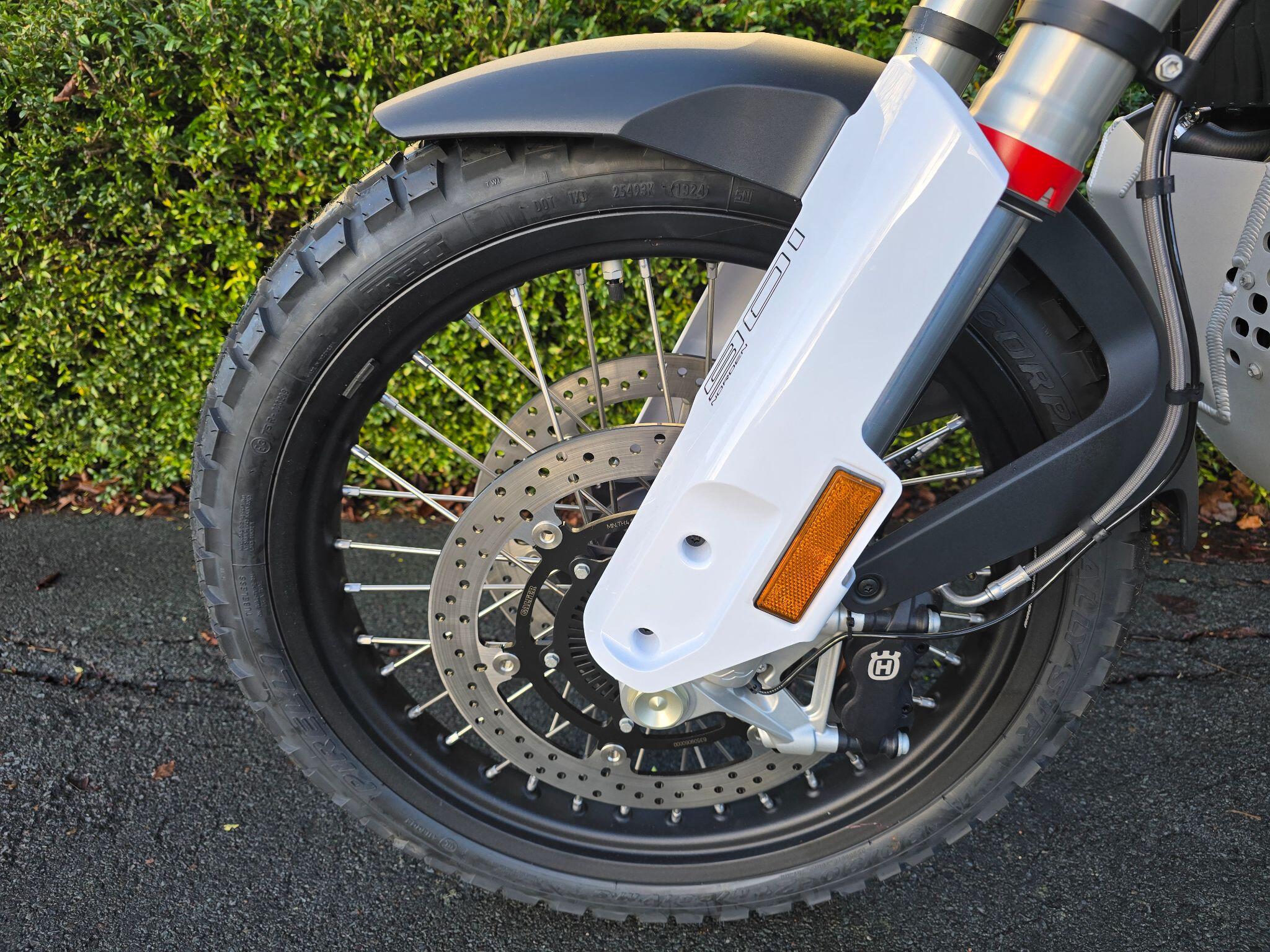 2026 Husqvarna 901 Travel X-Ring Euro 5